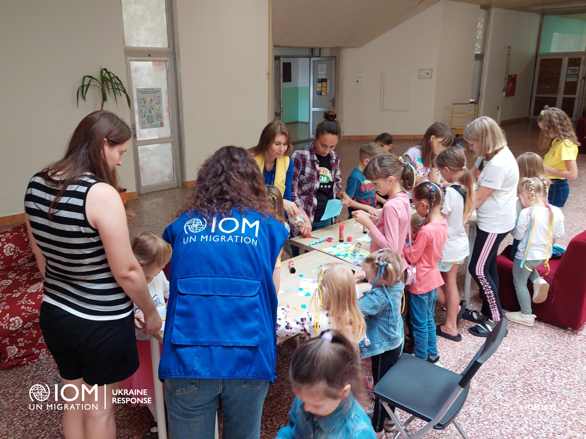 Workshops for children at the Gabcikovo Accommodation Facility. Photos © International Organization for Migration (IOM) 2022.